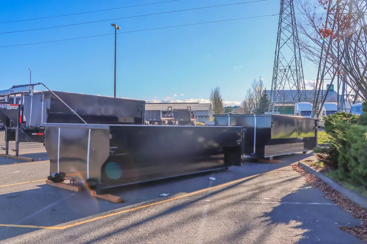 Professional dumpster rental and junk removal service in Santa Maria